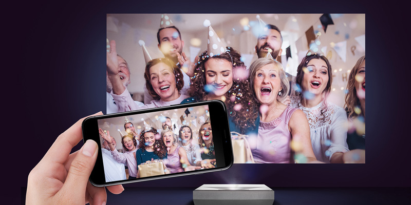 ket noi may chieu 4k optoma cinemax p2 voi dien thoai di dong