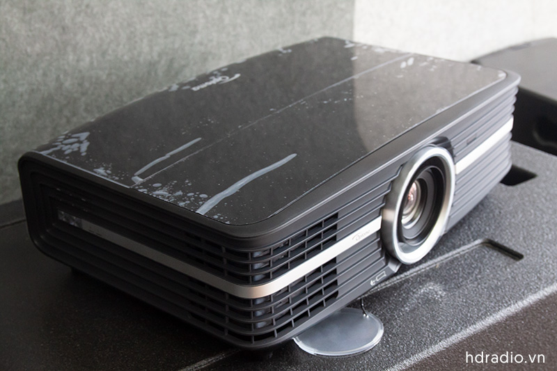 Máy chiếu Optoma UHD65
