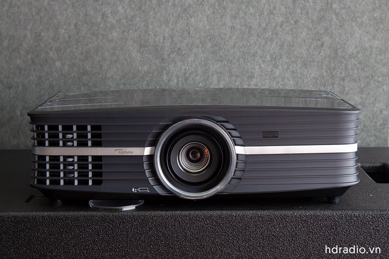 Máy chiếu Optoma UHD65