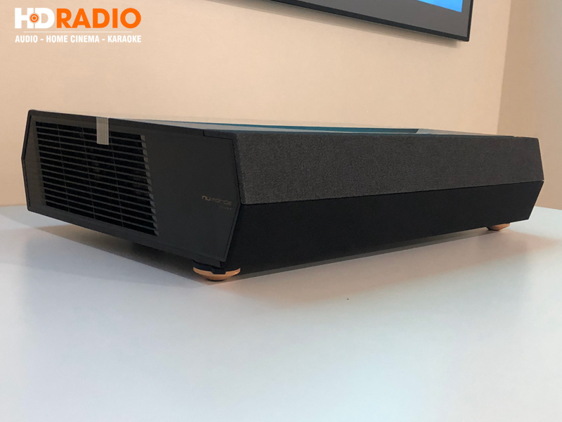 máy chiếu 4K Siêu gần Optoma cinemaX P1 3