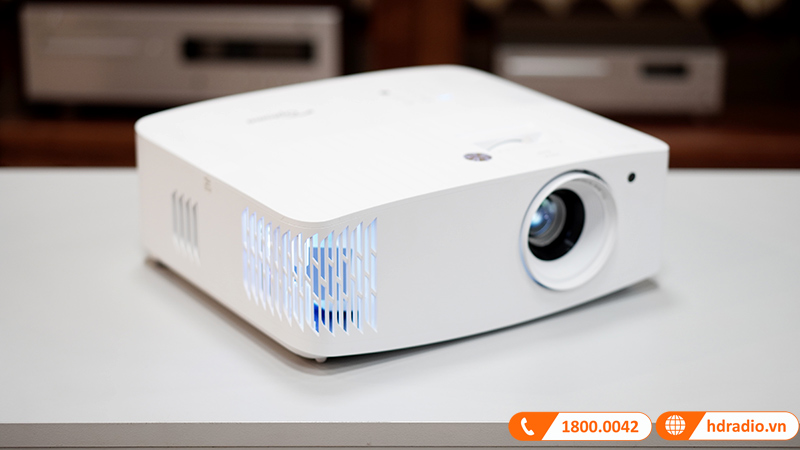 ảnh thực tế máy chiếu Optoma UHD35+ 
