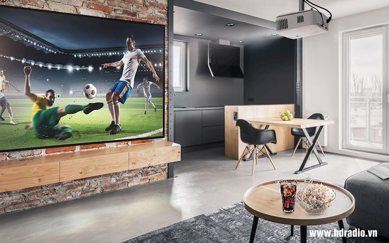 Máy chiếu 4k Optoma UHD35+ trình chiếu thể thao