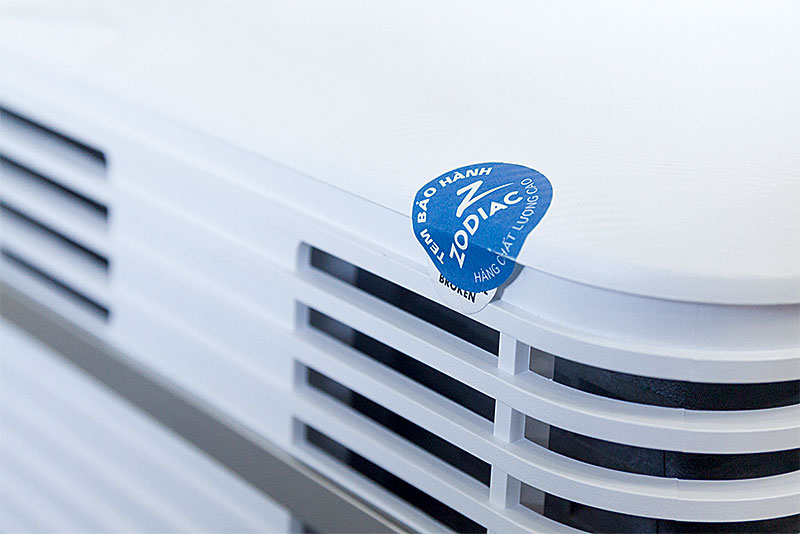 Máy chiếu 4K Optoma UHD50