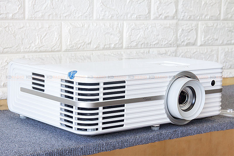 Máy chiếu 4K Optoma UHD50