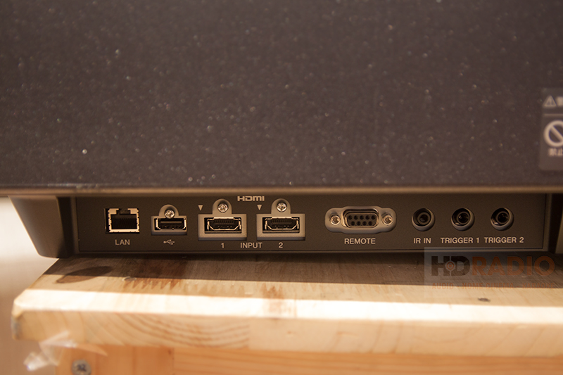 Máy chiếu 4K Sony VPL-VW550ES Máy chiếu 4K Sony VPL-VW550ES