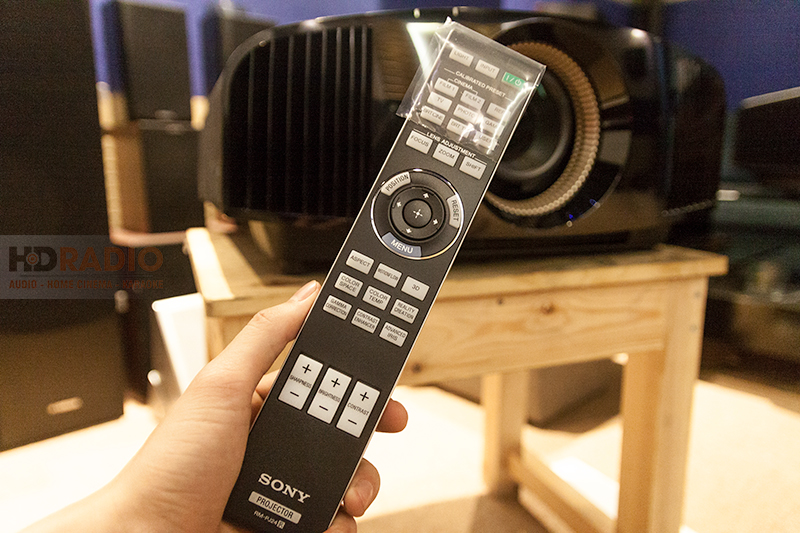 Máy chiếu 4K Sony VPL-VW550ES Máy chiếu 4K Sony VPL-VW550ES