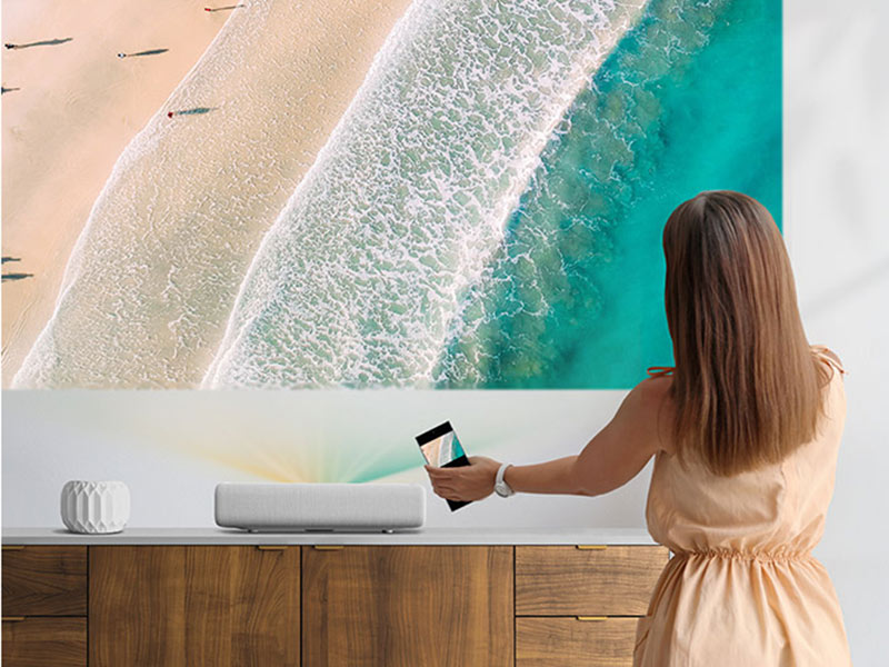 tro ly ao may chieu sieu gan 4k samsung lsp7t