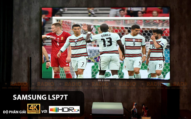 do phan giai may chieu 4k samsung lsp7t
