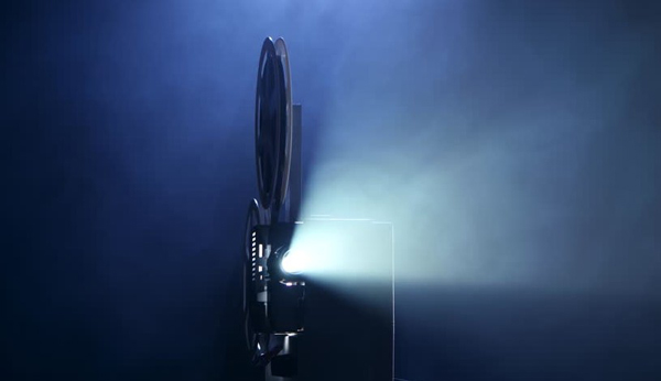 Có nên mua máy chiếu mini