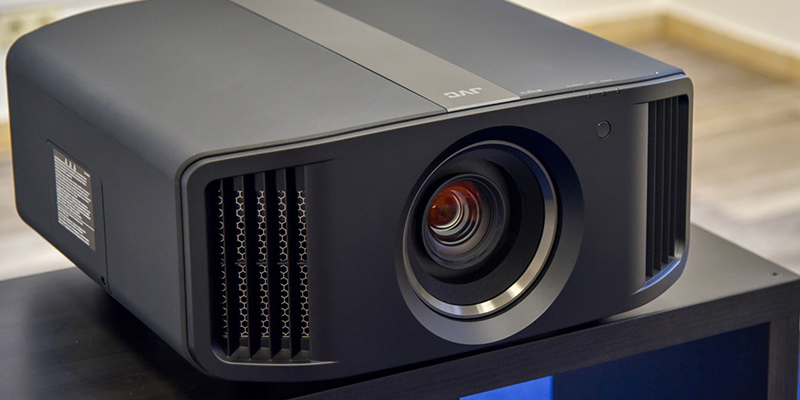 Máy chiếu 4K JVC DLA-NP5BE