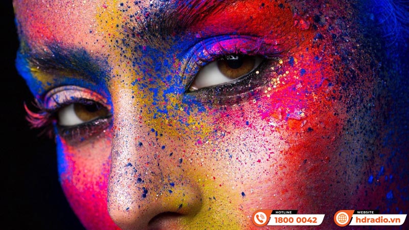 Máy Chiếu Optoma UHZ50+