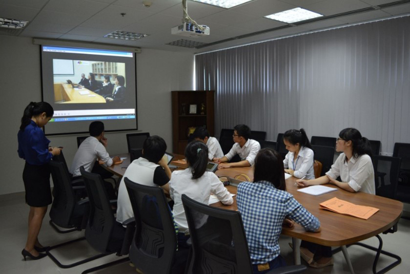 máy chiếu optoma w331