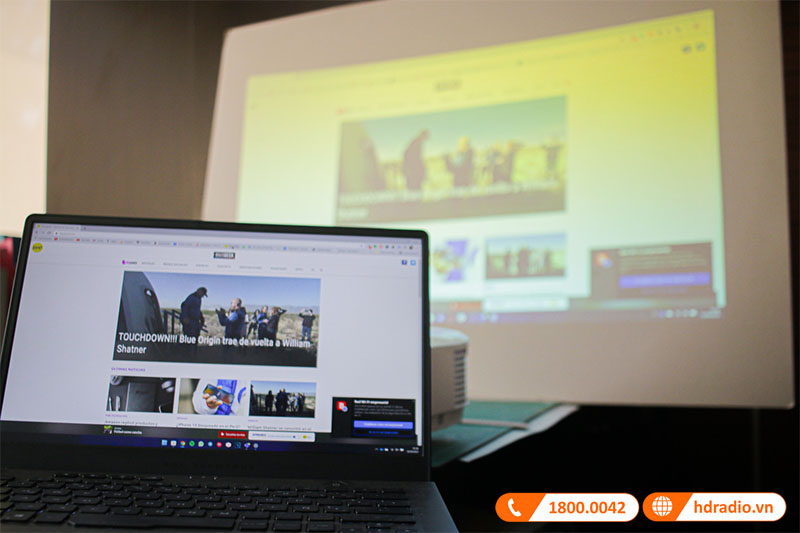 Độ sáng cao và Độ phân giải WXGA