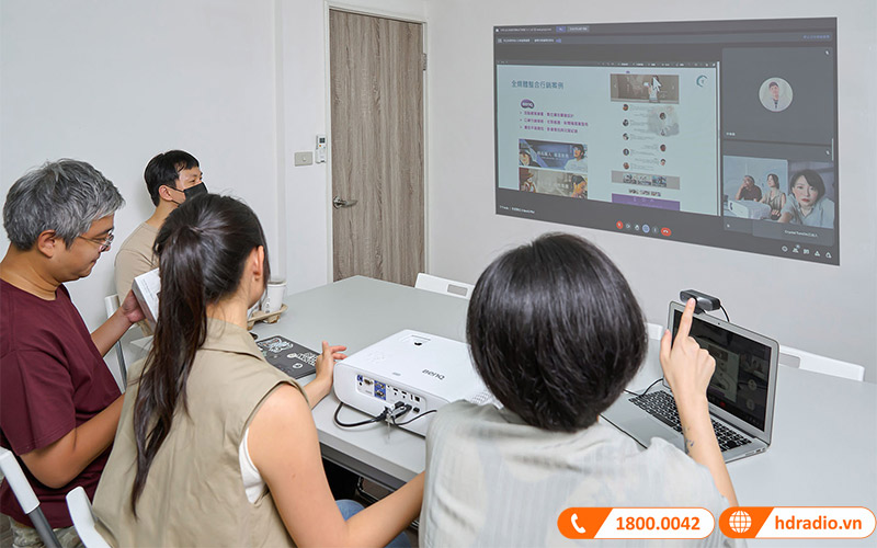 Máy chiếu BenQ EH620