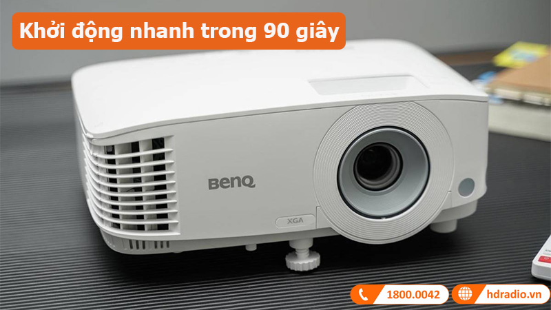 Máy chiếu BenQ MX560 khởi động nhanh trong 90 giây