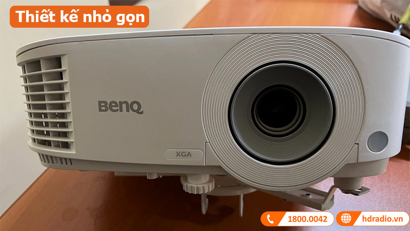 Máy chiếu BenQ MX560 thiết kế nhỏ gọn