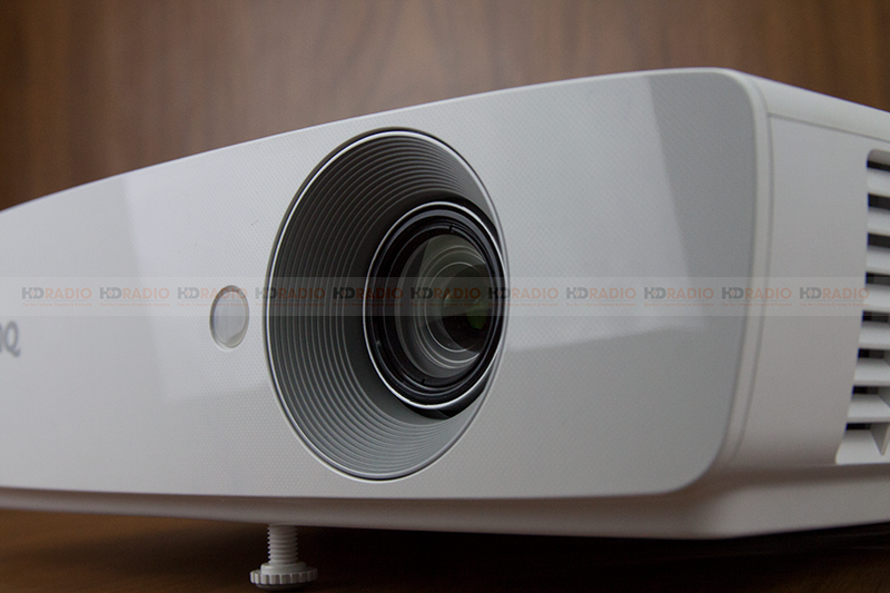 máy chiếu BenQ TH683 chính hãng