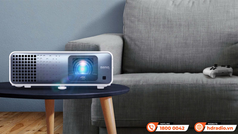 Máy chiếu 4K BenQ TK710STi