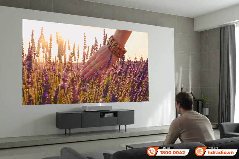 Máy chiếu 4K LG CineBeam HU915QE