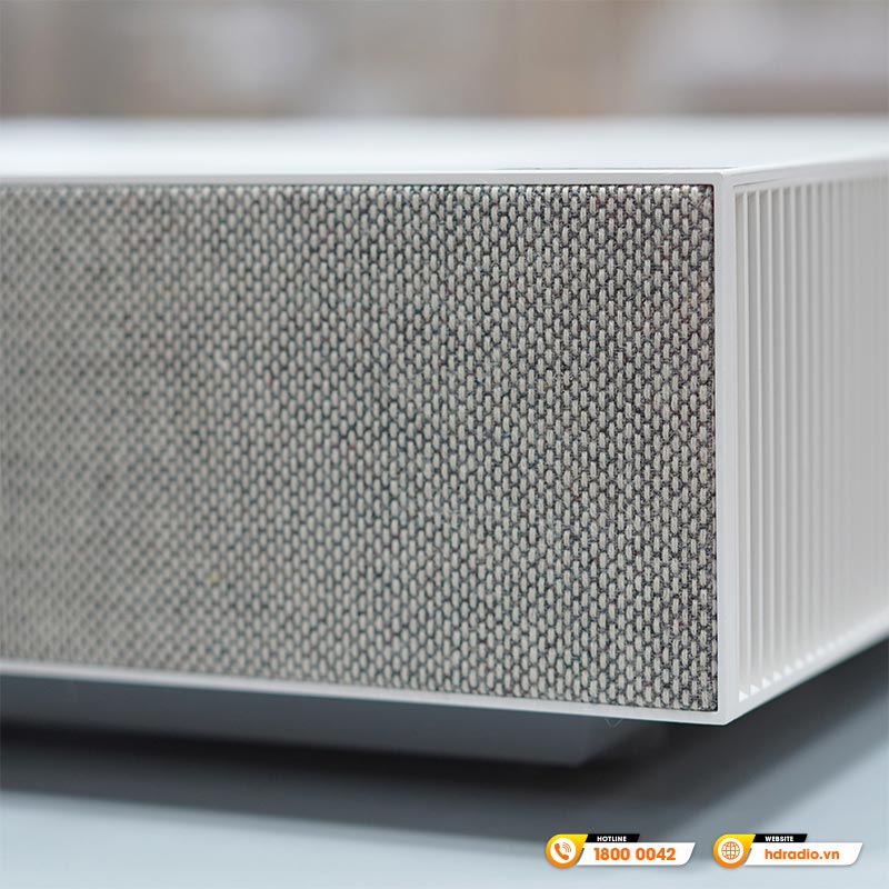 Máy Chiếu 4K Siêu Gần LG HU915QE, 3700 ANSI Lumens, 4K UHD (3840 x 2160) 90-120 inch, HDMI, USB, Wifi, Bluetooth, Airplay 2-2