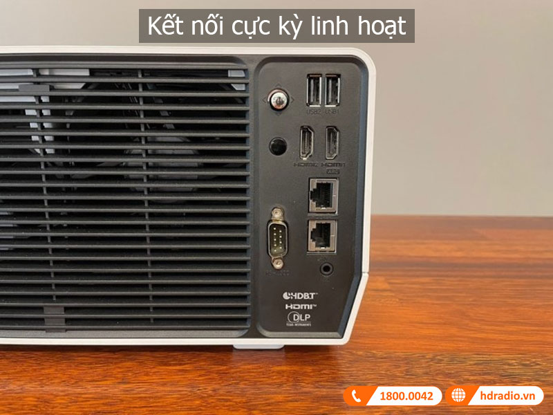 Máy chiếu 4K LG BU50NST