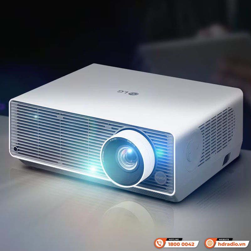 Máy chiếu LG ProBeam WUXGA BF60PST