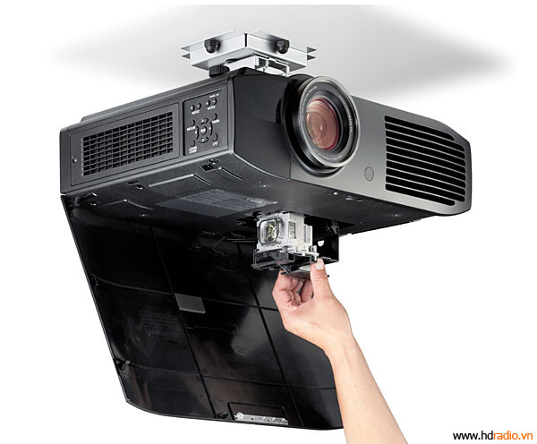 Máy chiếu 3D Panasonic PT-AE7000