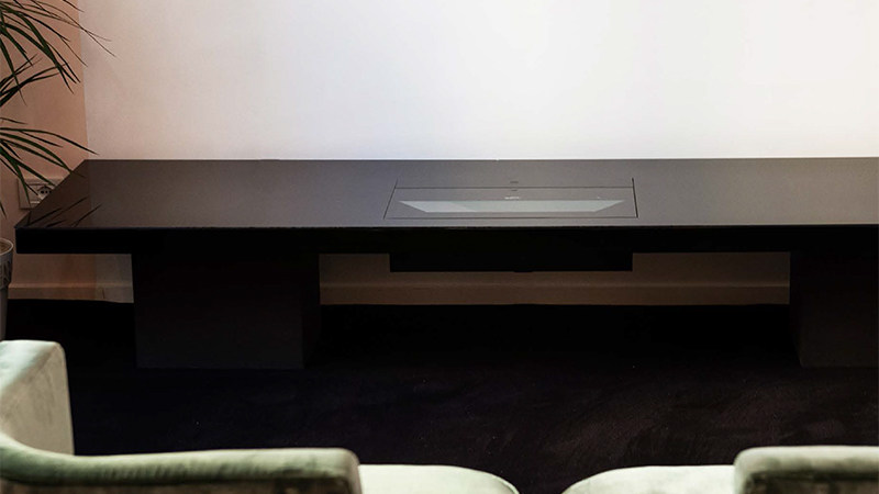 máy chiếu 4K sim2 xTV4K