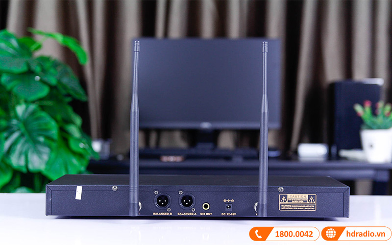 Micro không dây Kiwi A5 Plus mặt sau đầu thu