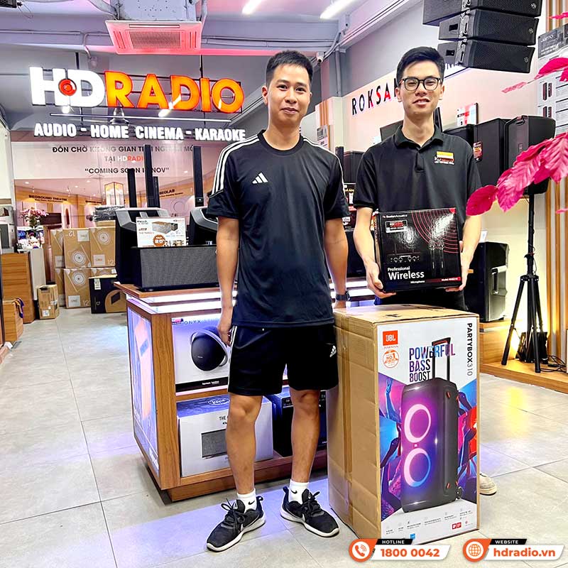 khách hàng mua Micro không dây Boston Acoustics WMS210