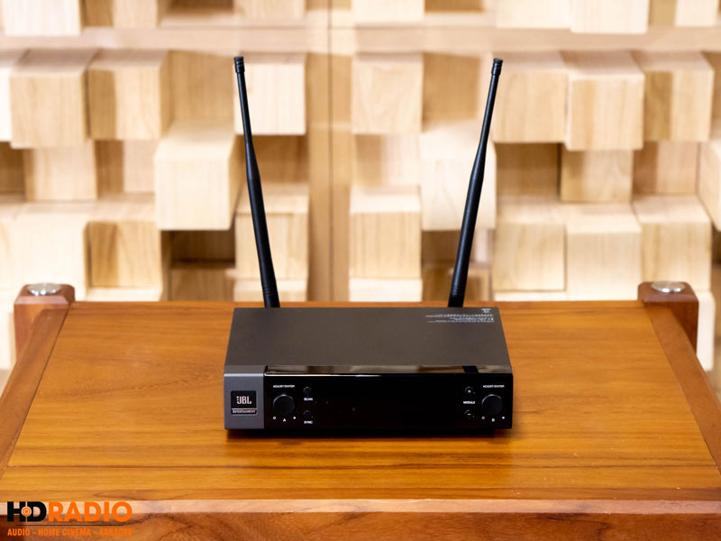 Đầu thu micro JBL VM200