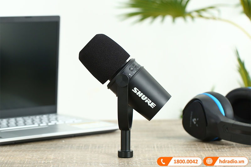 cho phép kết nối xlr hoặc usb 