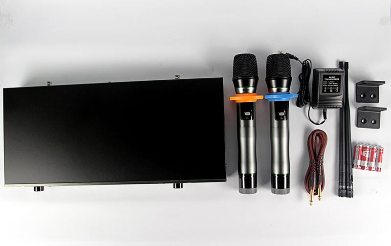 micro-khong-day-kiwi-a3-gom-nhung-gi