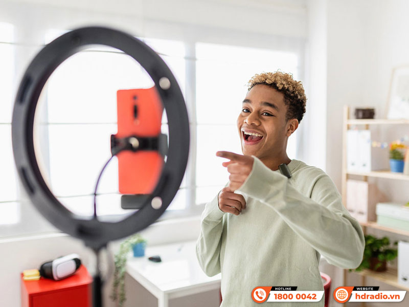 Âm thanh Micro JBL Quantum Stream Wireless