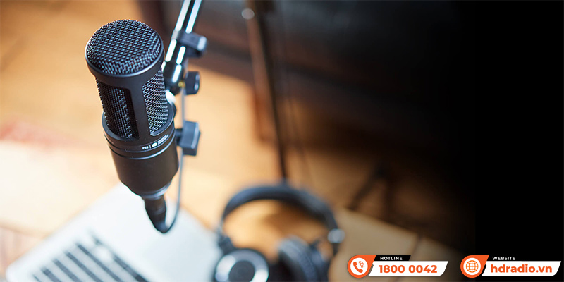 Micro Audio-Technica AT2020