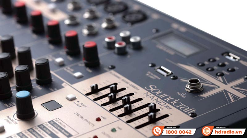 Mixer Soundcraft Nano M08BT