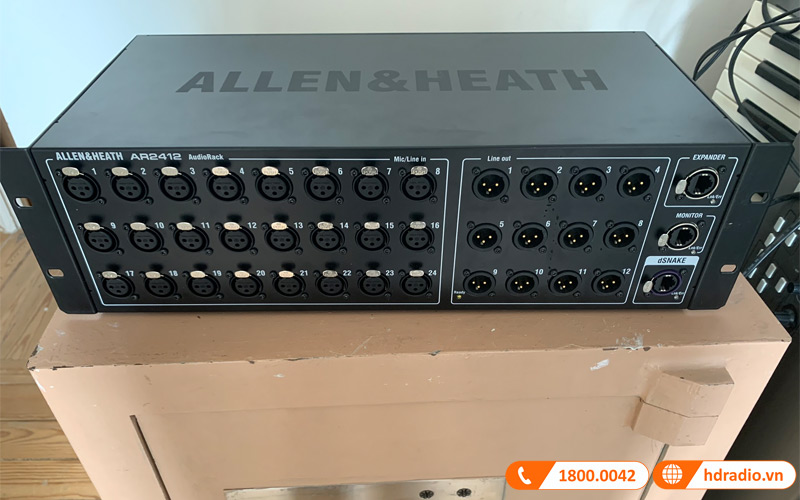 Mixer Allen & Heath AR2412
