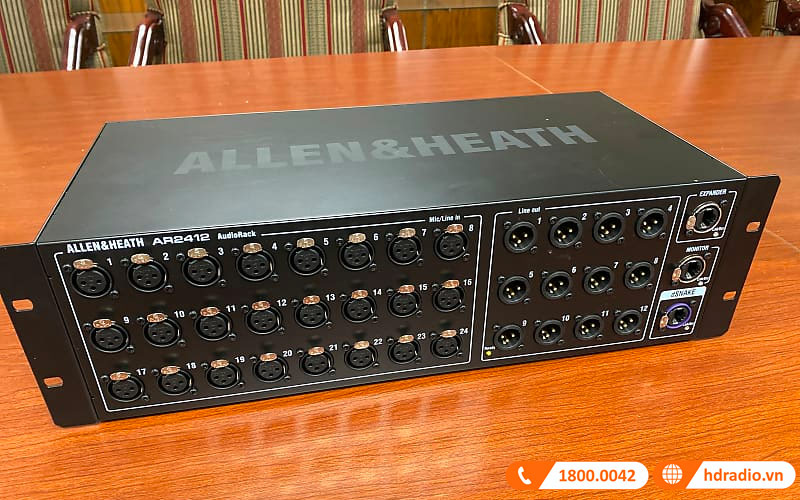 Mixer Allen & Heath AR2412
