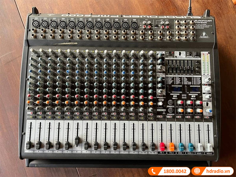Bàn mixer Behringer PMP 6000