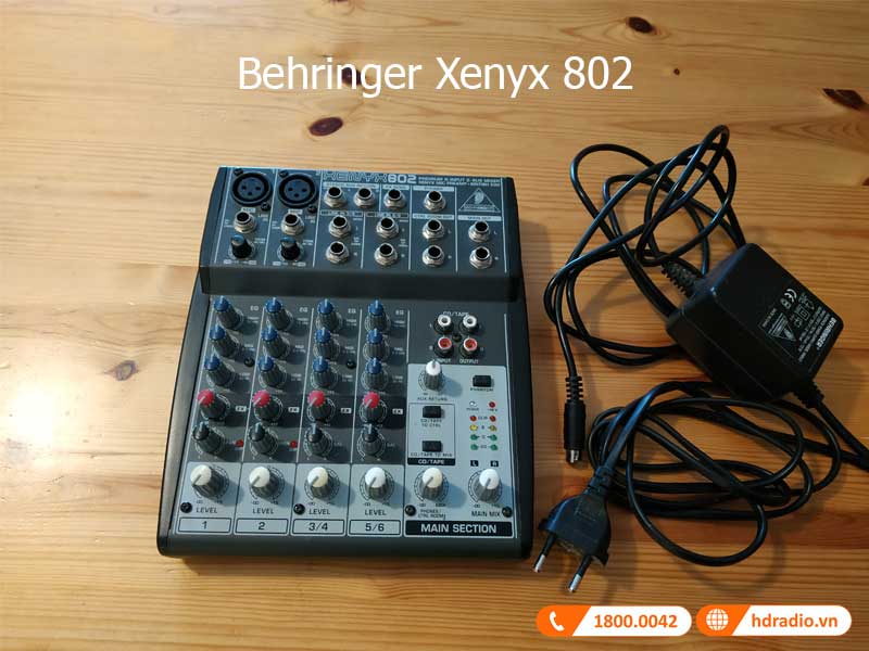 Behringer Xenyx 802