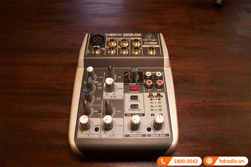 cong nghe Preamp Mic XENYX