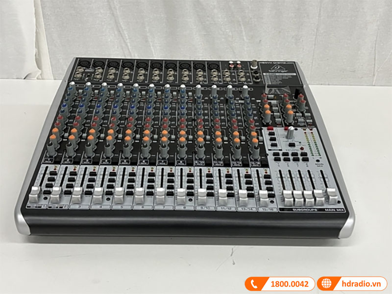 Bàn mixer Behringer Xenyx QX2442USB