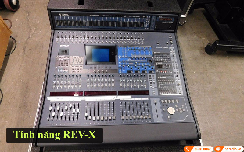 Bàn Mixer Yamaha DM2000VCM