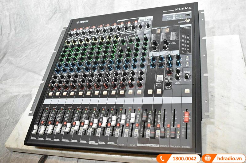 Bàn Mixer Yamaha MGP16X