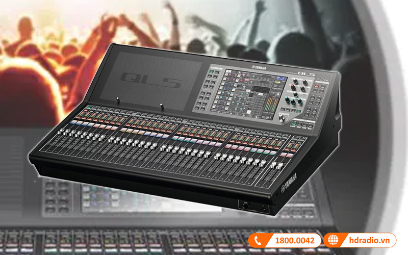 Bàn mixer Yamaha QL5