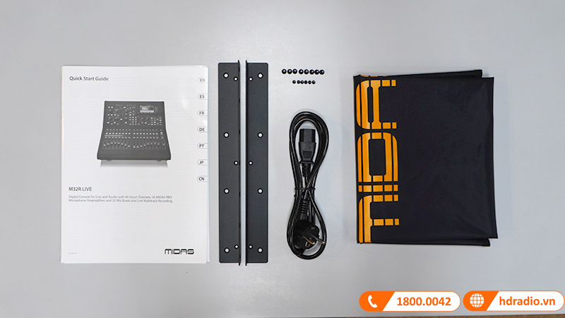 ảnh thực tế bàn mixer Midas M32R Live Bundle