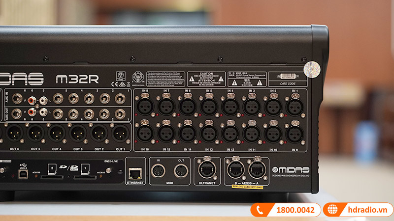 ảnh thực tế bàn mixer Midas M32R Live Bundle