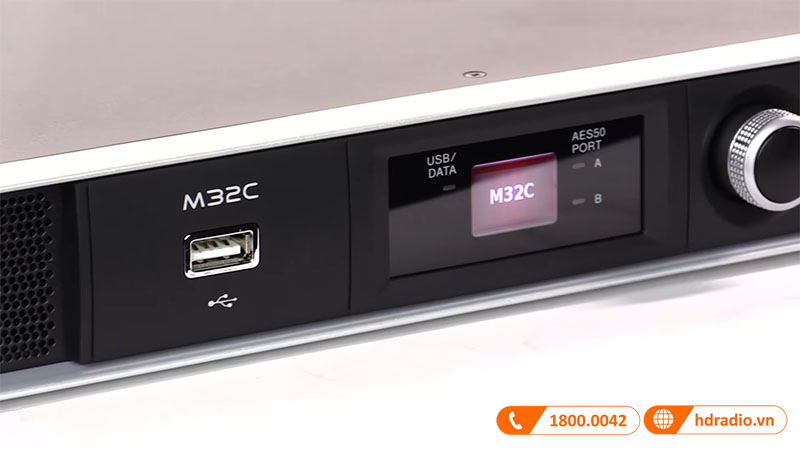 mặt trước mixer midas M32C