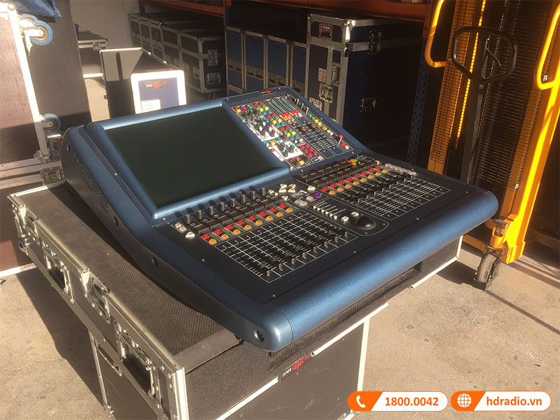 tích hợp 24 bộ tiền khuếch đại micrô Midas mới nhất