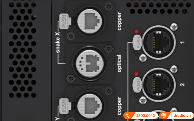 Midas Neutron sử dụng đầu nối Neutrik cao cấp